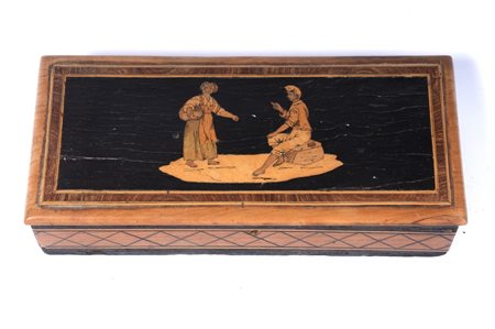  
Scatola portagioie in legno prima metà XX secolo
 26 x 12 x 6 cm