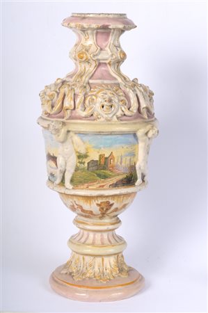  
Vaso in ceramica policroma a balaustro primo metà XX secolo
 47,5 x 17 cm