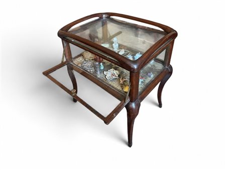 
Bacheca contenitore in legno e vetro inizi XX secolo
 60 x 62 x 47  cm