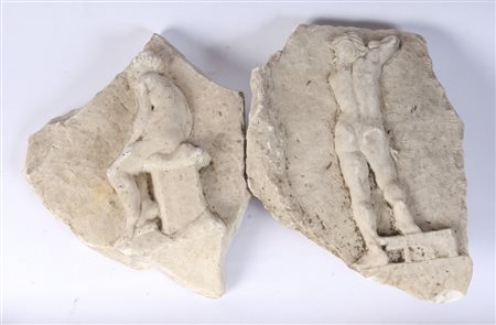  
Lotto di due altorilievi in marmo XIX secolo
 30 x 23 x 8 cm; 30 x 24 x 6 cm