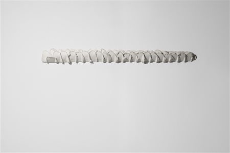 Paolo Icaro (Torino 1936) - "Fregio" 1989 scultura in gesso, cm 8x93x4,4...