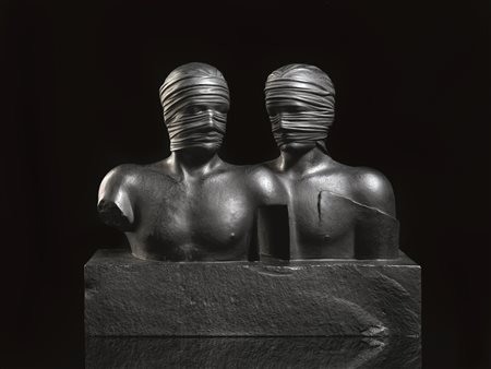 Igor Mitoraj&nbsp; (Oederan 1944 - Parigi 2014)&nbsp; CACCIATORI CON...