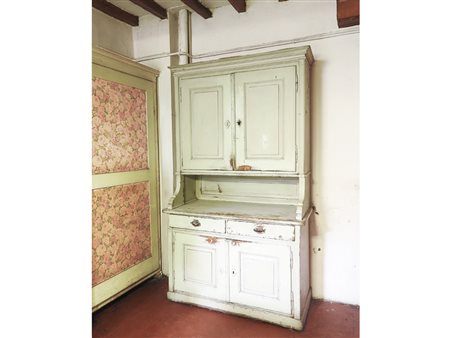 Credenza rustica a due corpi in legno dipinto verde acqua fine del XIX secolo...