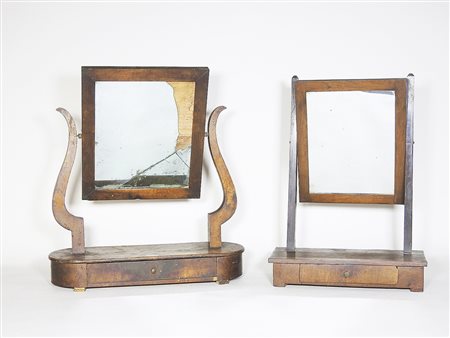 Due specchiere a psiche XIX secolo difetti h cm 63x57, cm 59x43