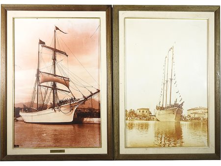 Due riproduzioni fotografiche raffiguranti velieri, in cornice cm 67,5x47,5