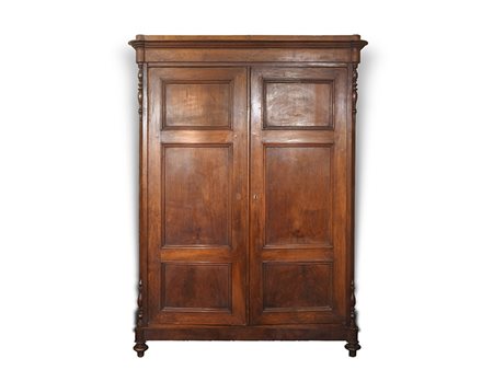 Armadio impiallacciato in noce fine del XIX secolo cappello modanato, fronte...