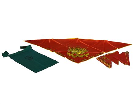 Lotto di militaria quattro fazzoletti del Battaglione San Marco ed un altro (5)