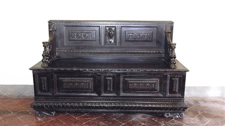 Panca da ingresso in legno ebanizzato fine del XIX/inizio del XX secolo...