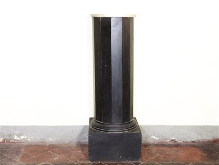 Colonna porta sculture in legno ebanizzato fine del XIX secolo fusto...