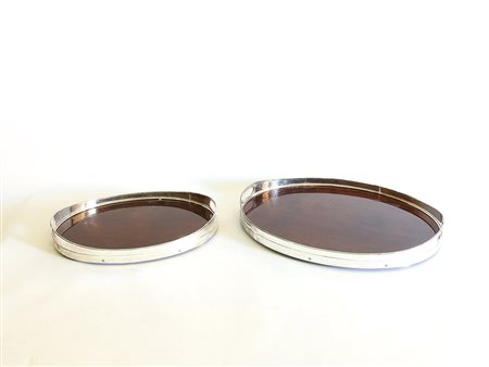 234. Due guantiere ovali Milano, Carlo Mazzoni bordo in sheffield, fondo in...