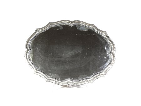 Vassoio ovale in argento bordo sagomato e fondo a specchio