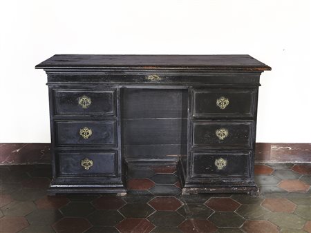 Scrivania a banco a muro in legno ebanizzato XVII secolo bocchette in bronzo...