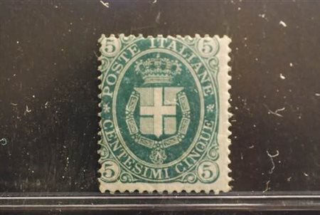 REGNO D'ITALIA - 1889, Umberto I, stemma su sfondo scuro, 5 c. verde scuro...