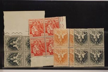 REGNO D'ITALIA - 1915-16, Croce Rossa, 4 valori cpl. (102/05) in blocchi di...