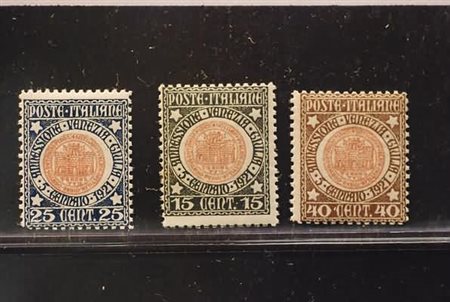 REGNO D'ITALIA - 1921, Annessione Venezia Giulia, 3 valori cpl. (113/15). Il...