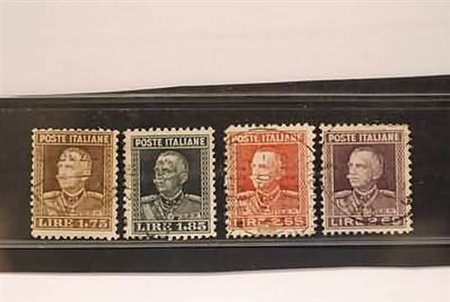 REGNO D'ITALIA - 1927, Effigie di V.E.III 4 valori cpl. (214/17).(USATO)