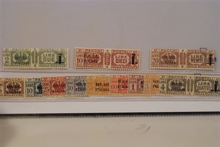 REPUBBLICA SOCIALE ITALIANA - 1944, Pacchi postali, 12 valori cpl. fascetto...