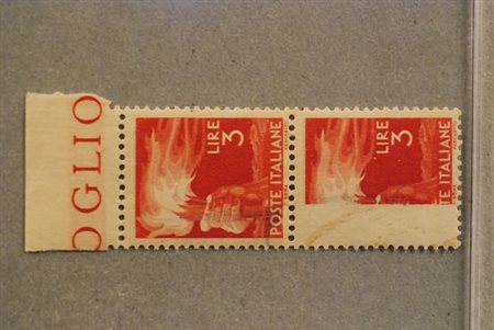 REPUBBLICA ITALIANA - 1945, Democratica 3 lire coppia verticale di cui...