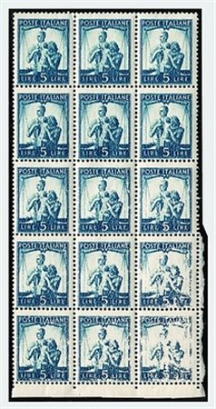 REPUBBLICA ITALIANA - 1945, Democratica, 5 lire blocco di 15 con stampa più o...