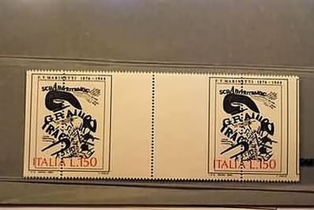 REPUBBLICA ITALIANA - 1976, Marinetti 150 lire con dentellatura verticale...