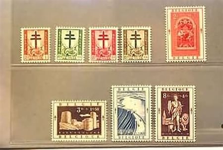BELGIO - 1952, Croce di Lorena e soggetti vari 8 valori cpl. (900/07).(GOMMA...