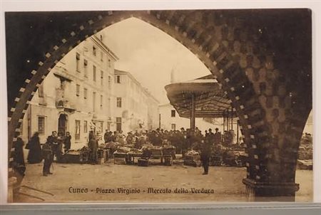CARTOLINE - 1914, CUNEO, Piazza Virginio, Mercato della verdura,...