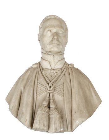 SCULTURA in marmo raffigurante "mezzobusto di gentiluomo". Spagna XIX secolo...