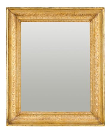 SPECCHIERA in legno dorato. Sicilia XIX secolo Misure: cm 68 x 81