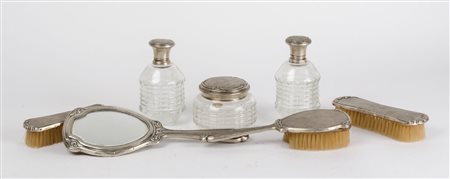 SET da toletta in vetro ed argento. Sicilia primi '900 Misure: varie