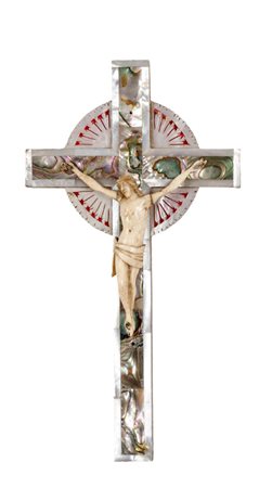 CROCIFISSO in osso con croce in madreperla. Italia XIX secolo Misure: cm 20 x...