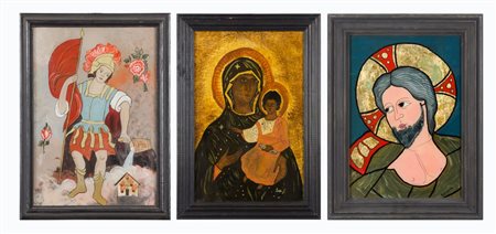 TRE PITTURE su vetro "Madonna con Bambino", "Cristo" e "soldato". XX secolo...