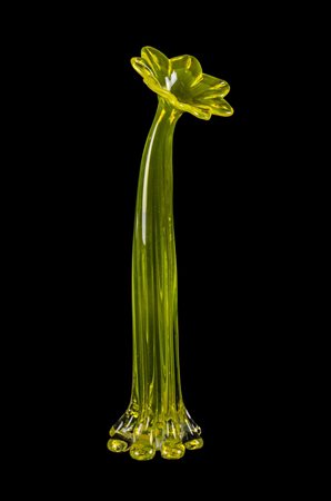 VASO in vetro Murano Pault nei toni del giallo. XX secolo Misure: h cm 49