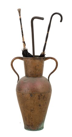 PORTAOMBRELLI in metallo con tre OMBRELLI. Sicilia primi '900 Misure: h cm 55