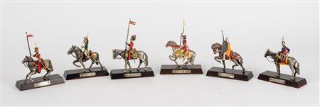 SEI SCULTURINE in piombo raffiguranti "soldati a cavallo". XX secolo Misure:...