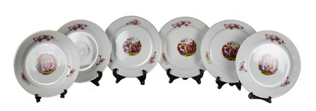 SEI PIATTI in ceramica Florio decorati con figure neoclassiche. Primi '900...
