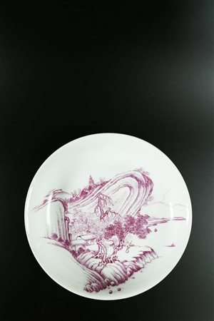 Arte Cinese Piatto in porcellana dipinta di rosso Cina, dinastia Qing,...