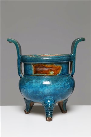Arte Cinese Vaso Ding tripode invetriato di blu Cina, dinastia Ming. . Cm...