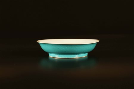 Arte Cinese Coppa in porcellana invetriata di turchese con decorazione anhua...