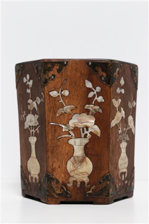 Arte Cinese Portapennelli esagonale in legno intarsiato con madreperla Cina,...