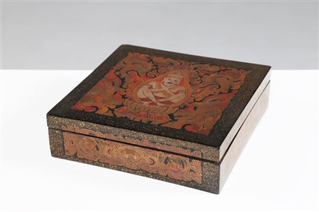 Arte Sud-Est Asiatico Scatola quadrata in legno laccato e dorato Thailandia,...