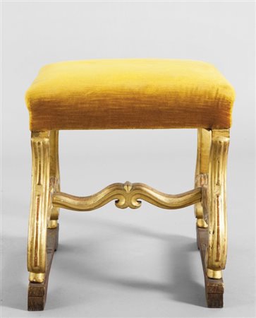 Panchetto a osso di montone in legno dorato, Genova sec. XIX