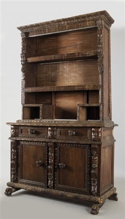 Credenza in noce con alzata decorata con bambocci (difetti)cm 140x55xh230