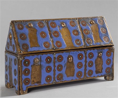 Cofanetto portareliquie in rame e smalto, Sardegna sec.XV cm.22x8xh.14