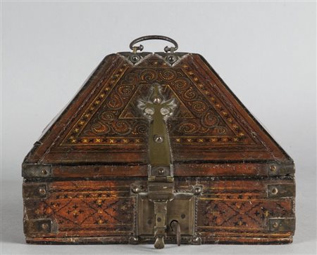 Scatola in legno laccato, sec.XVIIIcm. 24x18 h. 18