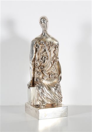 DE CHIRICO GIORGIO (1888 - 1978) L'archeologo. 1971. bronzo argentato. Cm...