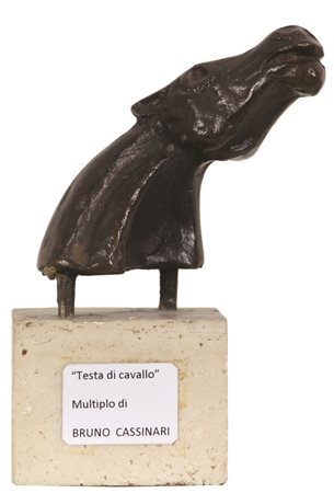 Bruno Cassinari, Testa di Cavallo, scultura in bronzo con base in marmo, cm....