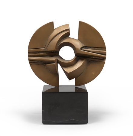 CLAUDIO CAPOTONDI (Tarquinia 1937) Senza Titolo, 1979 Scultura in bronzo...