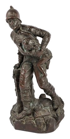 SCULTURA in metallo e terracotta raffigurante "pompiere che salva bambina"...