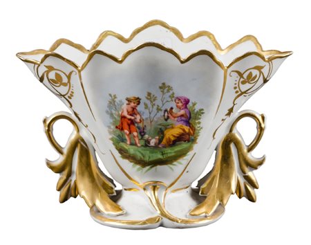 VASO Luigi Filippo in porcellana bianca decorata e dorata. Francia XIX secolo...
