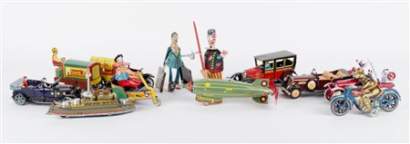 COLLEZIONE composta da 12 GIOCATTOLI in latta. Meta' '900 Misure: varie